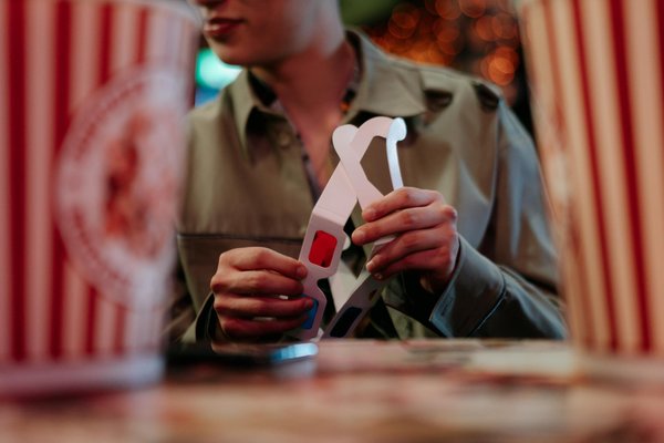 Décoder l'Essor du Mouvement #MeToo : Impact et Répercussions